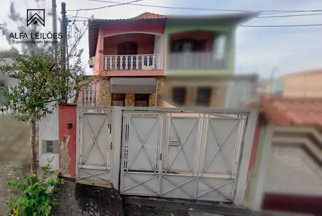 Sobrado à Venda