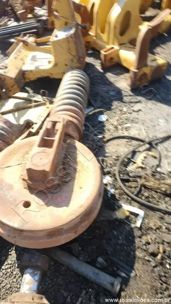 RODA GUIA (COM GARFO E MOLA) VOLVO EC460