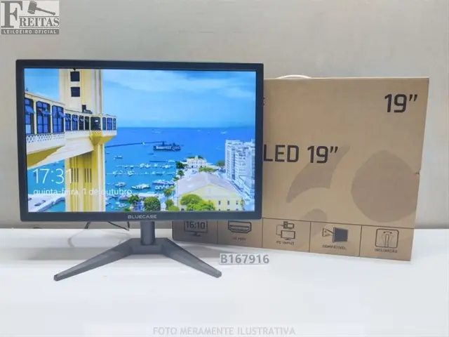 LOTE COM 01 MONITOR LED BLUCASE 19" BM19K4HVW PRETO ACOMPANHA BASE / FONTE / CABO 71674144553
