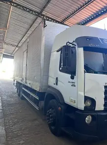 VW/24.280 CRM 6X2, placa QSA0633, avaliado em R$ 290.000,00