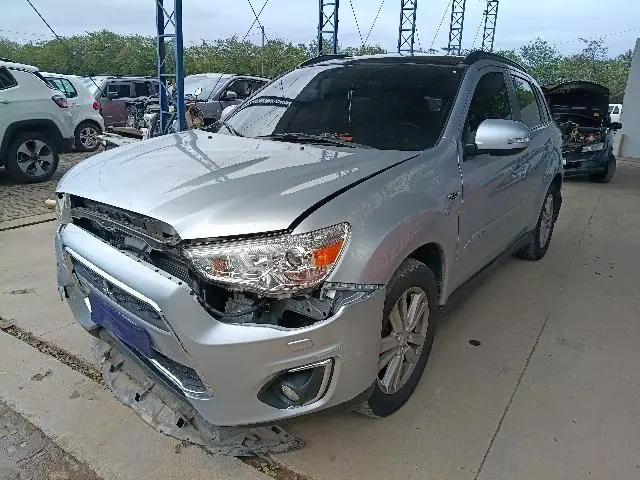 MMC - ASX 2.0 4WD