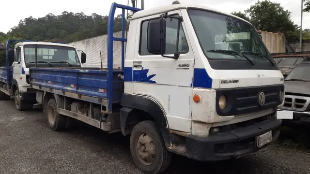 CAMINHÃO VW 8.160