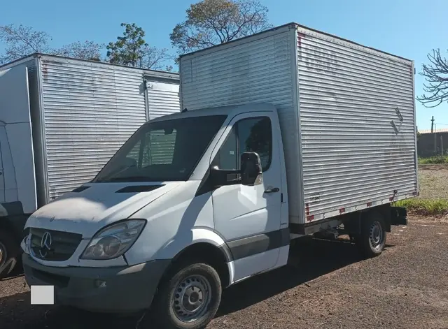 CAMINHÃO I/M. BENZ 311CDISTREETC; ANO 2014/2014; COR BRANCA; COMB. DIESEL - MOTOR DESMONTADO