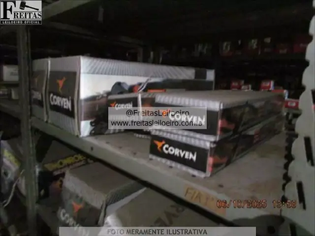 Peças, componentes automotivos, equipamentos, estruturas, mobiliário e materiais diversos.