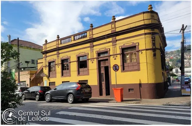 Imóvel de esquina com área de 246,90m², no Centro, em Florianópolis/SC