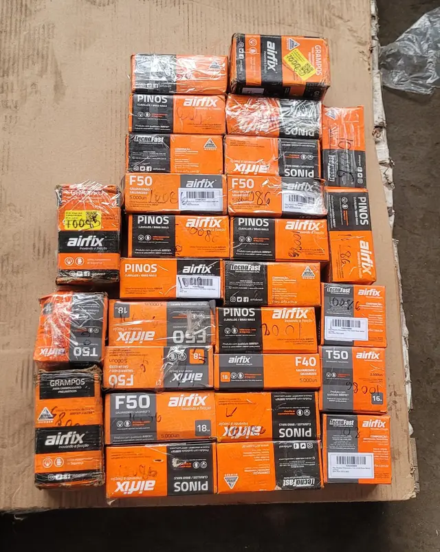 9 UN - PINO T50 AIRFIX 3.040 PINOS - 4 UN - PINO F50 5.000 UN - 6 UN - PINO F50 AIRFIX 5.000 UN