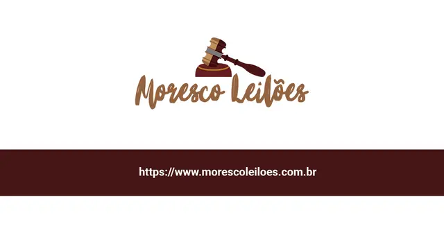 cama, mesa e banho