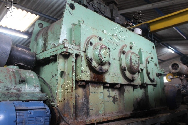 REDUTOR, REL. 1:7 P/ MOTOR DE APROX. 300 CV