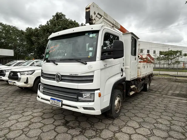 VW/9.170 DRC 4X2-2022/2023-CAMINHAO-APL-CAMPO GRANDE-VEÍCULO CONSERVADO