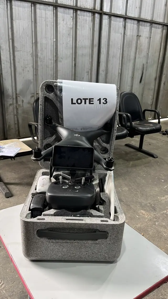 LOTE 13: DRONE Phantom