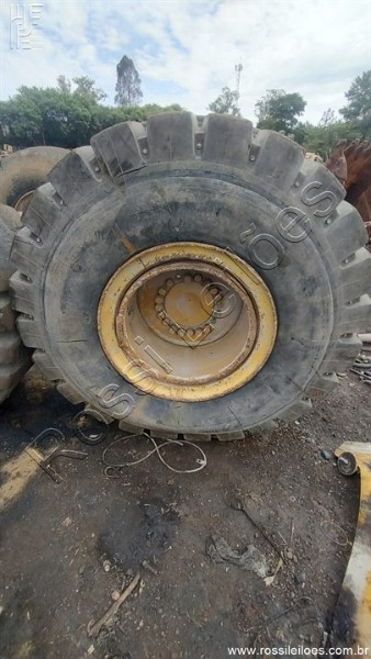 RODA COM PNEU CAT 950 H / 962 H