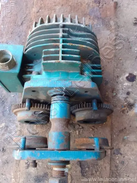 01 TROLLER PARA 1100 KGS.