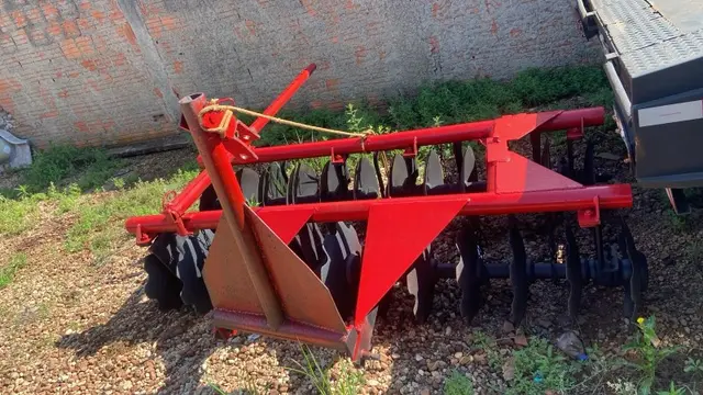 GRADE ARADORA DE 24 DISCOS