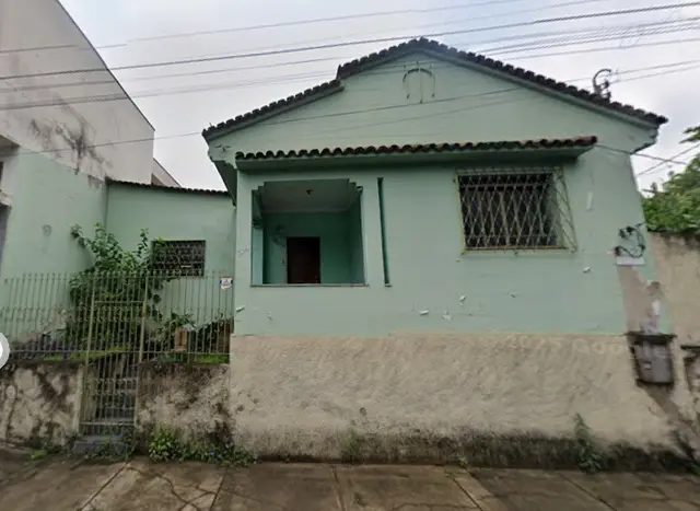 CASA COM 120 M² | TERRENO COM 780 M² | CENTRO | BETIM/MG
