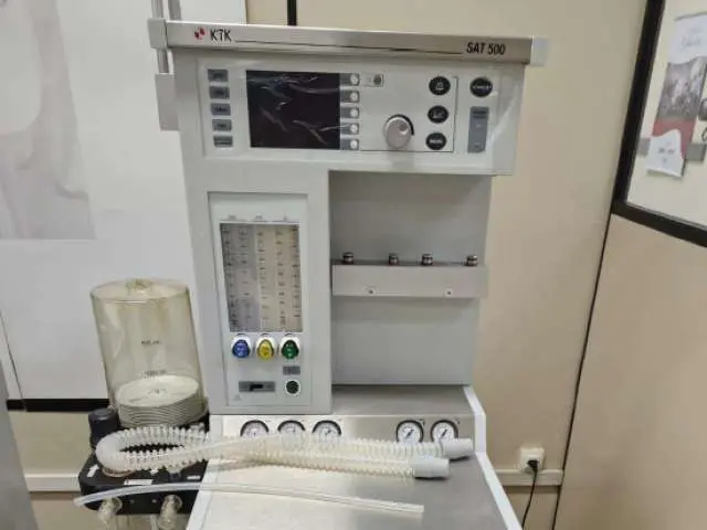 Diversos itens como: aparelhos de anestesia e vaporizadores