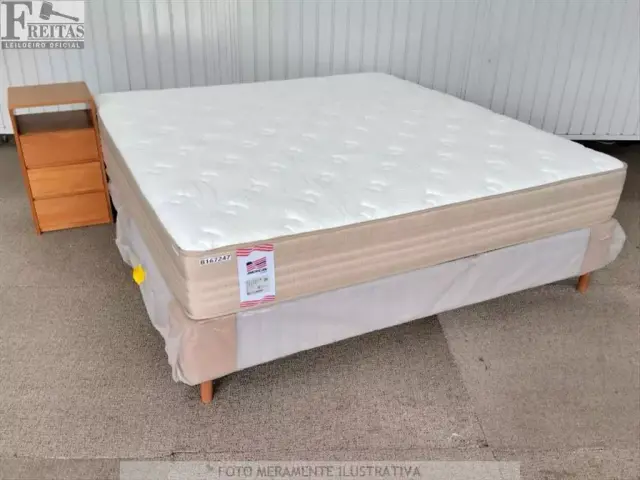 LOTE COM CAMA BOX KING
