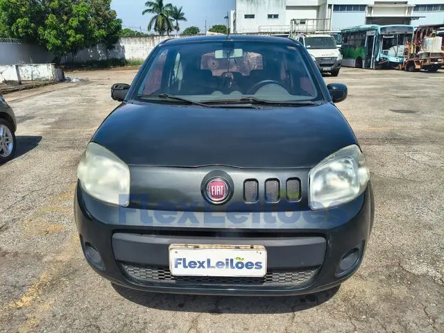 FIAT/ UNO VIVACE 1.0 - 2012/2012