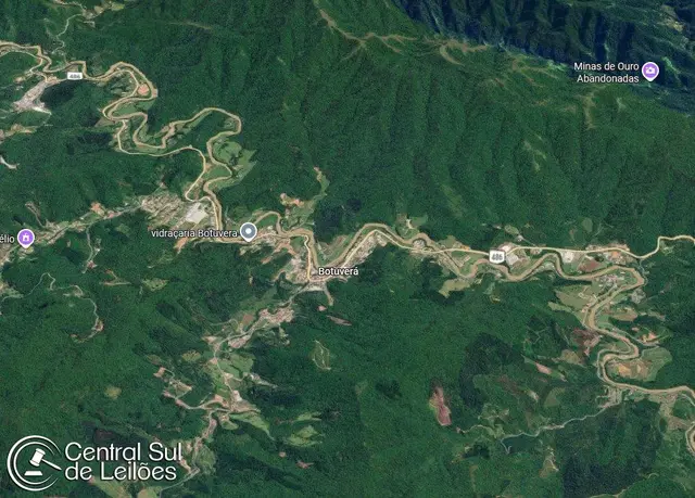 Terreno rural com área de 269.939,68m², situado em Três Barras, no Município de Botuverá/SC