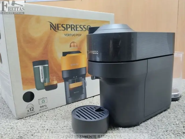 LOTE COM 01 CAFETEIRA NESPRESSO VERTUO POP 1300W GDV2-BR3-BK-NE BLACK 220V 60HZ