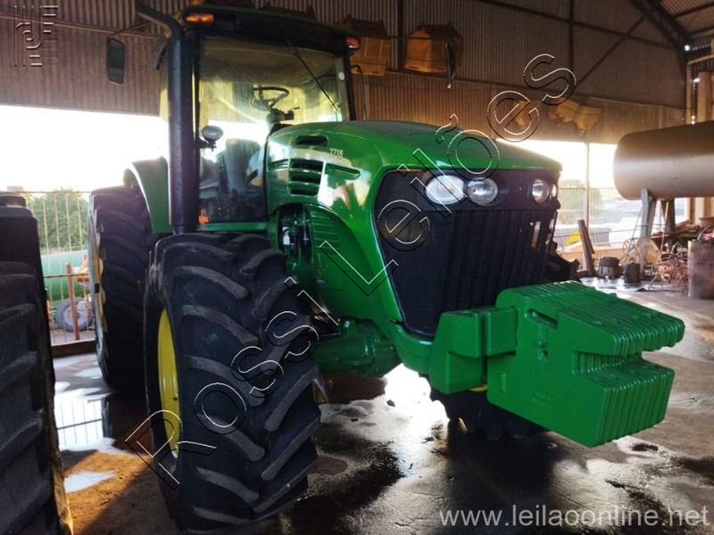 [ VÍDEOS ] Trator John Deere 7715 ano 2010. Operacional