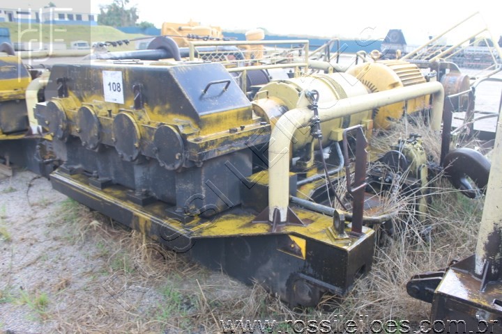 MÁQUINA - Aprox. 13.720kg