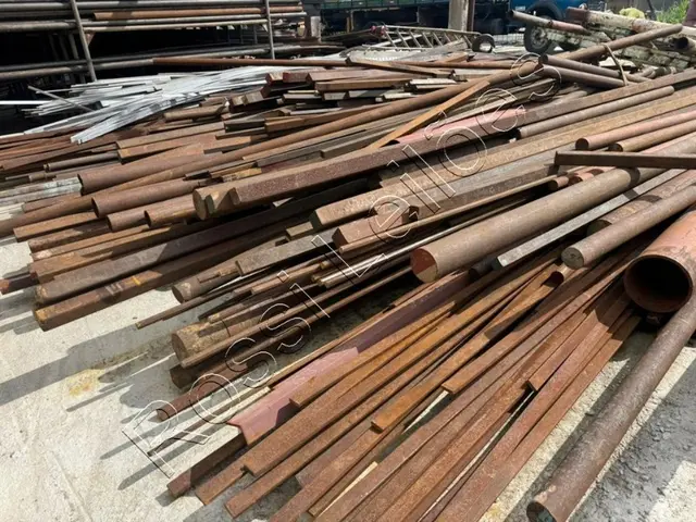 {VENDA POR KG} APROX. 5 TON. DE EIXOS, DIVERSAS POLEGADAS DE 1 A 3 POLEGADAS MONÔMIO - NO ESTADO
