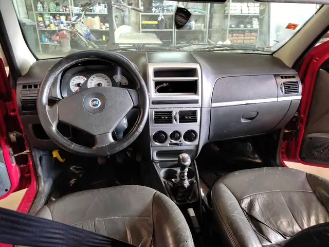 FIAT PALIO ELX FLEX / ANO FAB/MOD: 2007/2008