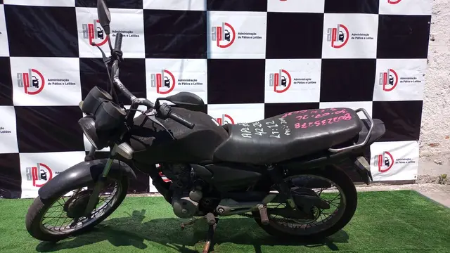 HONDA/CG 125 TITAN KS-2003/2004/GASOLINA - LTB0A13/RJ / APL - NOVA IGUAÇU - VEÍCULO CONSERVADO SEM MOTOR