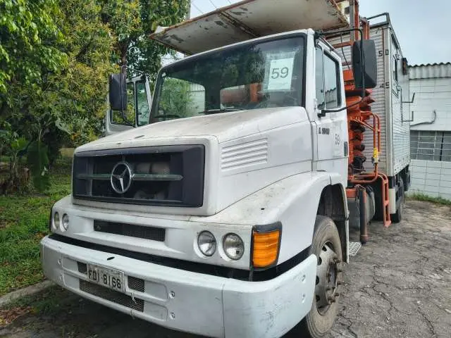 Mercedes-Benz 1318 2011/2012 placa FDI-8166