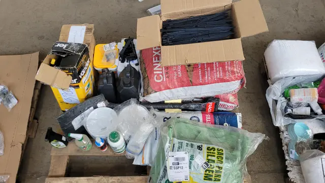 DIVERSOS MATERIAIS PARA JARDINAGEM - NO ESTADO QUE SE ENCONTRA