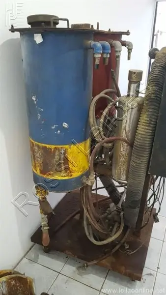 Injetora de poliuretano precisa de reparos