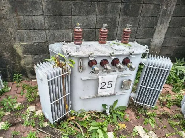 Transformador trifásico União 225 KVA 1978