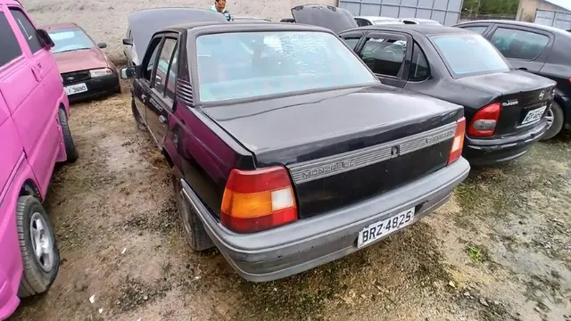 SUCATA GM/MONZA GL Ano: 1995/1996