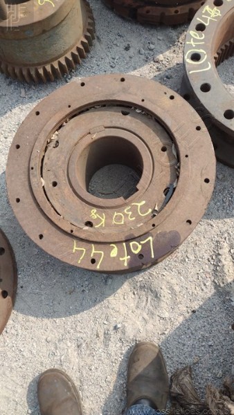 ENGRENAGEM - Aprox. 230Kg