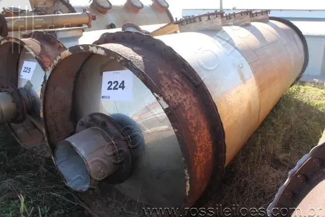 TANQUE DE INOX - Aprox. 920 Kg