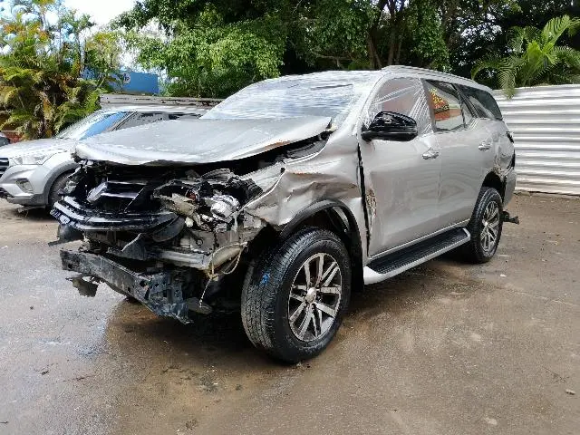TOYOTA - HILUX SWSRXA4FD