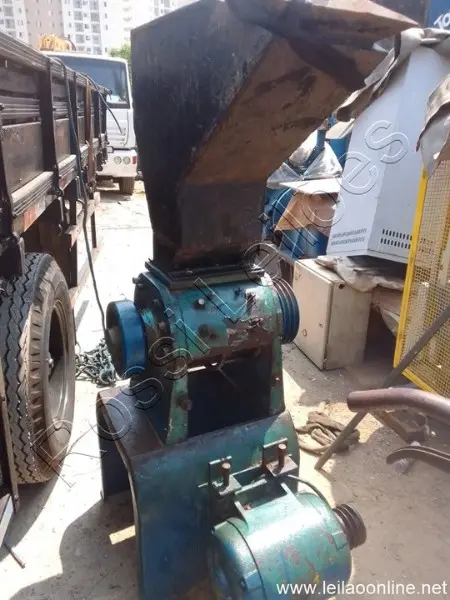 MOINHO DE FACAS - ALT. 1,70 MTS X 30 CTMS DE BOCA