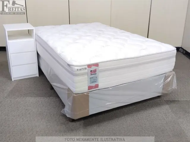 LOTE COM CAMA BOX CASAL