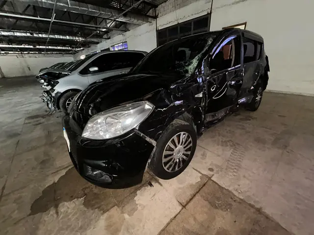 RENAULT/SANDERO PR1616VA-2011/2012-ALCOOL/GASOLINA/GNV-JKD4D45/RJ-APL-CAMPO GRANDE-VEÍCULO CONSERVADO