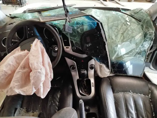 CHEVROLET CRUZE LT NB / ANO FAB/MOD. 2013/2013