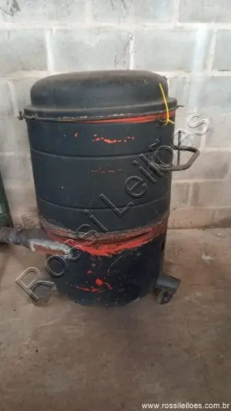 02 Aspiradores Industriais. Sem motor