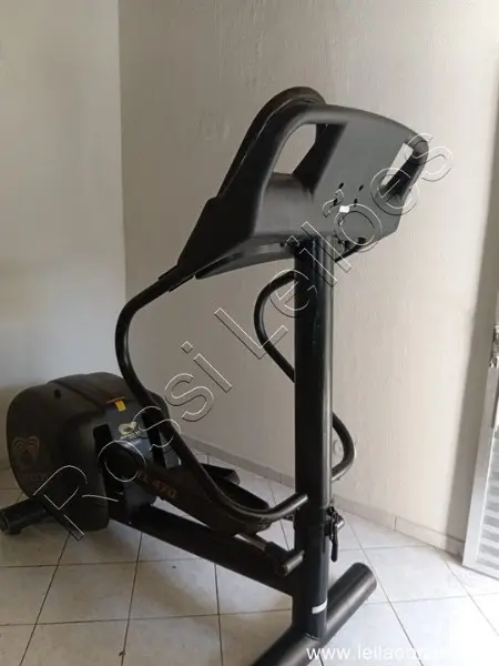 EQUIPAMENTO PROFISSIONAL PARA ACADEMIDA ( ELIPTICO) MOD.EL470 - MARCA MOVEMENT