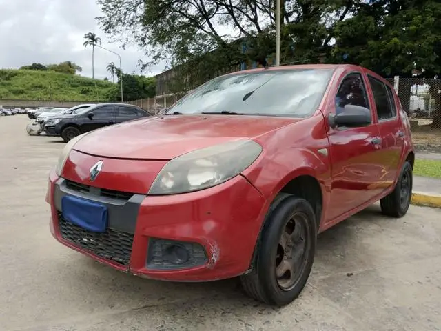 RENAULT - SANDERO AUT1016V