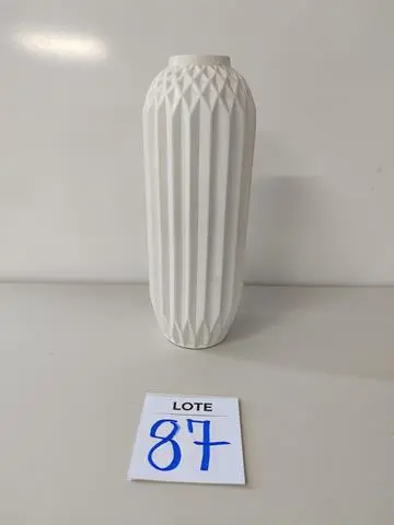 LEILÃO DOS BENS DE APARTAMENTO DECORADO DEPÓSITO TEGRA REF 165
