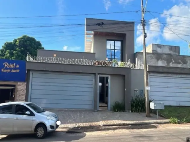 Goiânia/GO - Setor Cristina II - Casa com 252m²