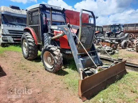 TRATOR - MASSEY FERGUSON