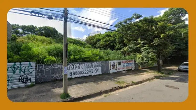 TERRENO CONSTITUÍDO PELO LOTE 16, QUARTEIRÃO 61, BAIRRO ESTORIL, 2ª ETAPA, COM ÁREA DE 1.759,83 M², COM FRENTES PARA A RUA PAULO FREIRE DE ARAÚJO E A AVENIDA BARÃO HOMEM DE MELO, BELO HORIZONTE/MG.__