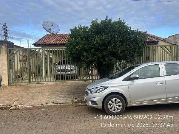 Casa - Área privativa: 189,67 m², Com 0 qt(s) - Localizado(a): RUA JOAO DE SOUZA NASCENTES, N. 168, LT 16 QD 04 - PATOS DE MINAS/MG - CEP: 38700001