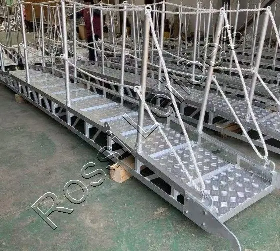 PASSARELA NAVAL DE ALUMINIO 7,50 MTS - NO ESTADO