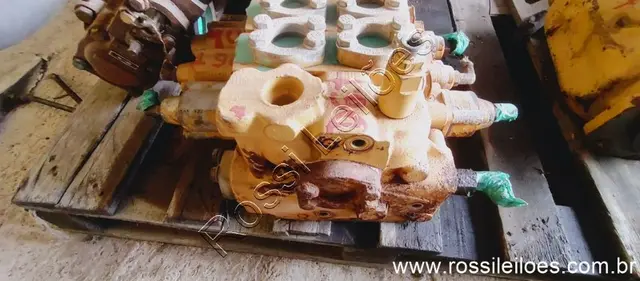 COMANDO HIDRÁULICO CATERPILLAR D6T